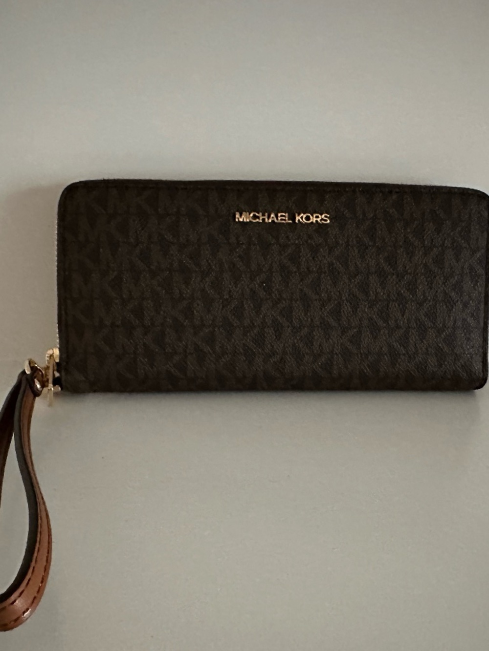 Michael Kors Logo Wallet/Wristlet